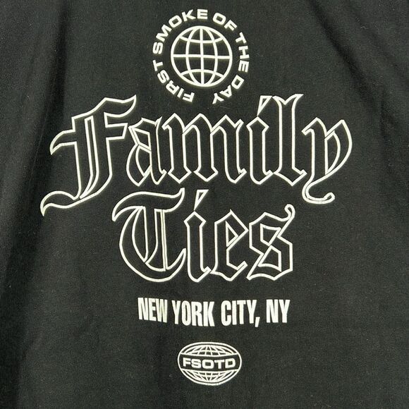 🔥🔥 FAMILY TIES FIRST SMOKE OF THE DAY NYC Podcast RARE T-Shirt Sz XL - PERFECT - Picture 6 of 7